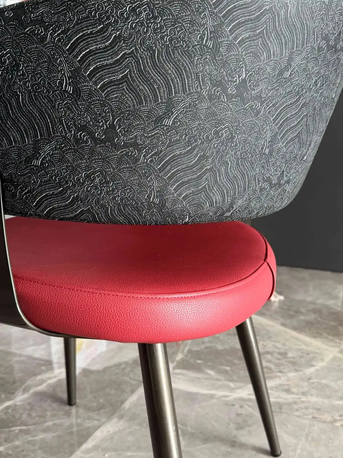 Modern Minimalist Dining Chairs with Backrest for Home Table And Hotel Island Bar Stools with Armrests