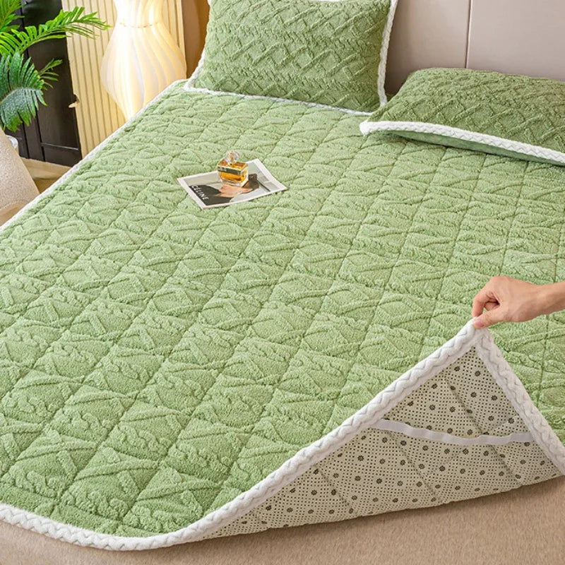 Winter Warm Thick Mattress Topper Pad Fleece Bedspread Soft Non-slip Thin Tatami Mat Home Dormitory Bedsheet Mattress Cover