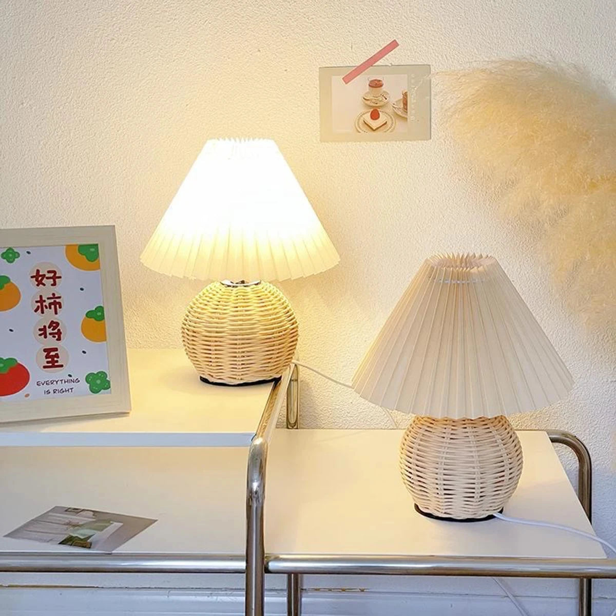 LED Fabric Pleated Lampshade Light Retro Rattan Strip USB PLUG Bedroom Bedside Lamp Desk Lamp Indoor Home Decoration Lighting